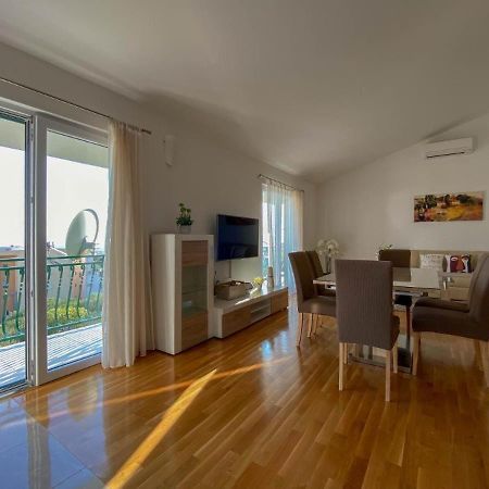 Hotel Apartman Ivan à Makarska Extérieur photo