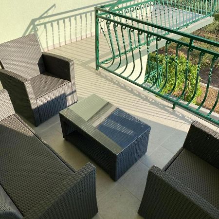 Hotel Apartman Ivan à Makarska Extérieur photo