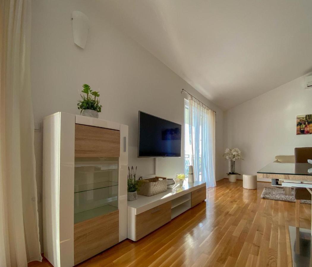 Hotel Apartman Ivan à Makarska Extérieur photo