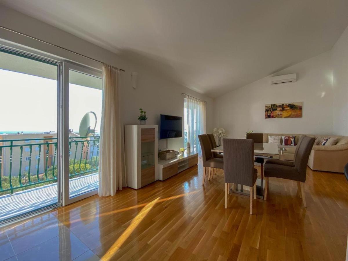 Hotel Apartman Ivan à Makarska Extérieur photo