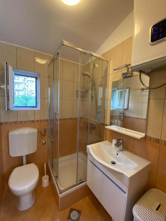 Hotel Apartman Ivan à Makarska Extérieur photo